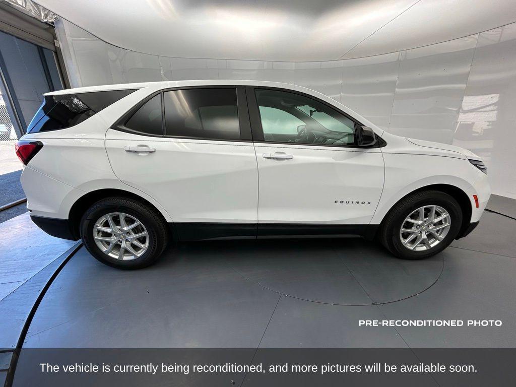 used 2022 Chevrolet Equinox car, priced at $19,266