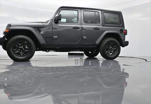 new 2025 Jeep Wrangler car, priced at $42,165