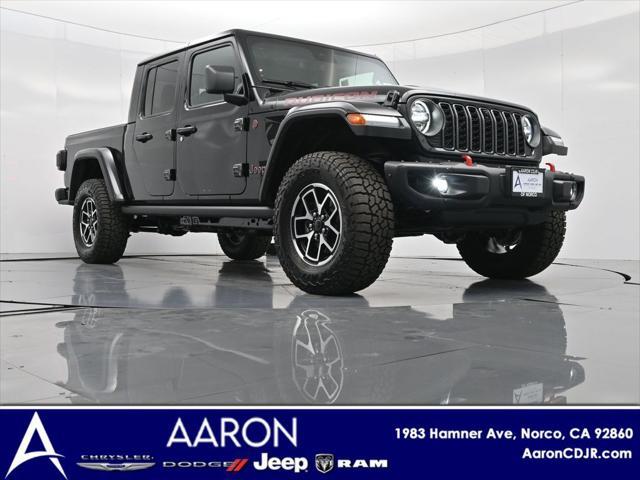 new 2025 Jeep Gladiator car, priced at $59,205