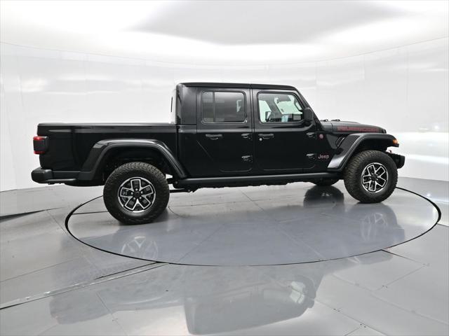 new 2025 Jeep Gladiator car, priced at $59,205