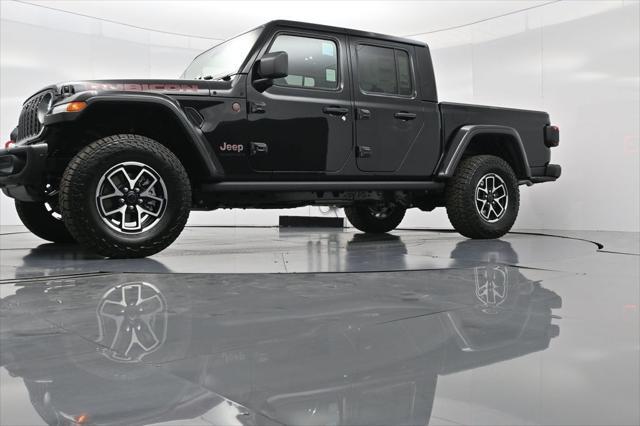new 2025 Jeep Gladiator car, priced at $59,205
