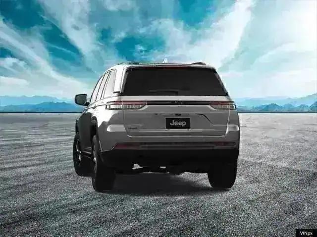 new 2024 Jeep Grand Cherokee car, priced at $39,030