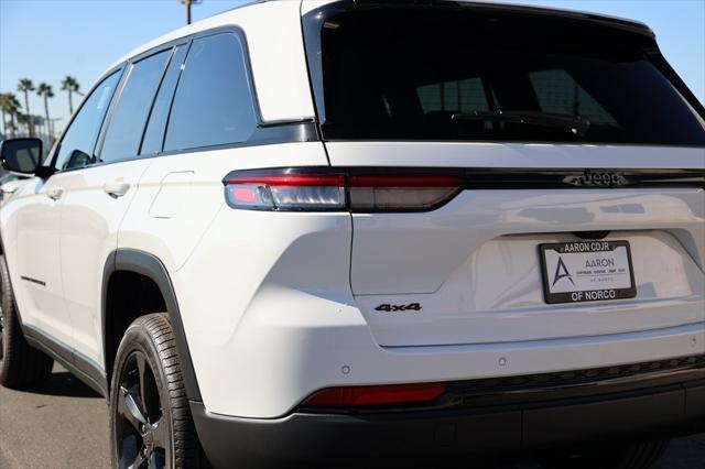 new 2025 Jeep Grand Cherokee car, priced at $43,450