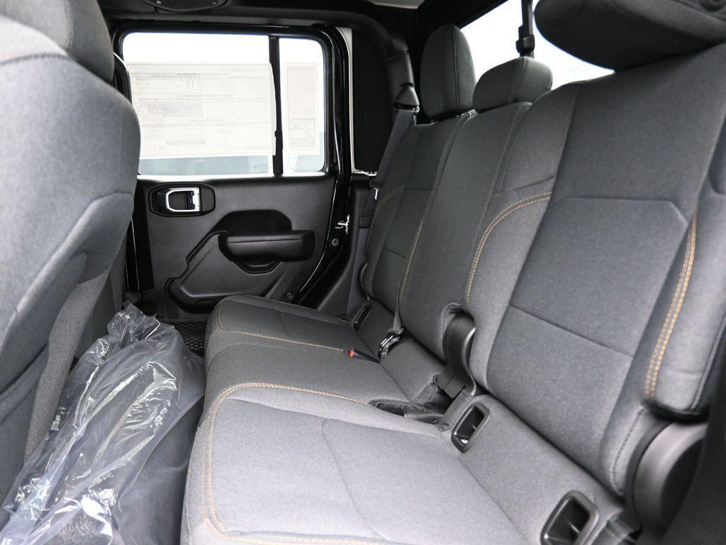 new 2025 Jeep Gladiator car, priced at $47,143