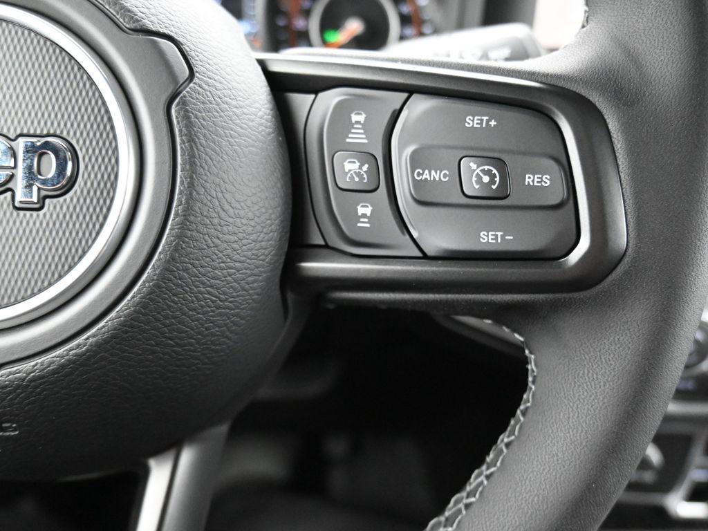 new 2025 Jeep Gladiator car, priced at $47,143