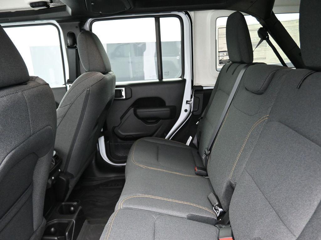 new 2025 Jeep Wrangler car, priced at $47,120