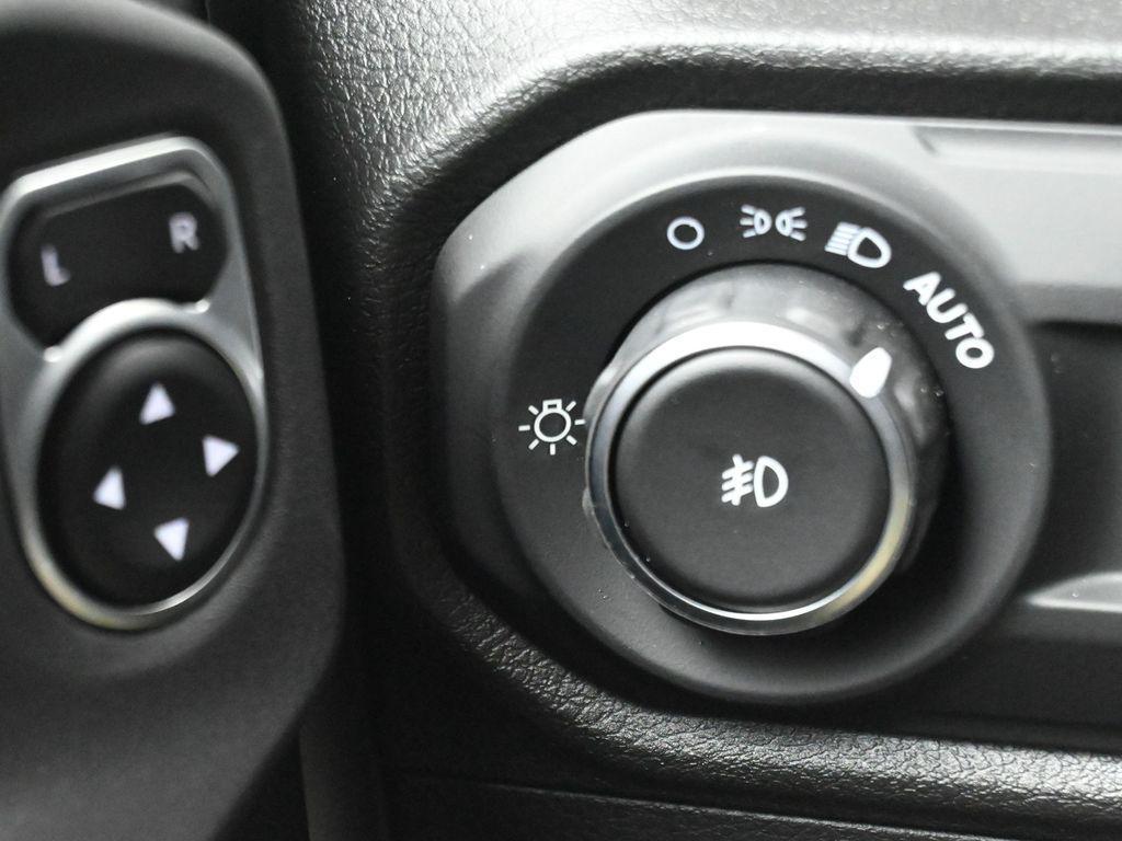 new 2025 Jeep Wrangler car, priced at $47,120