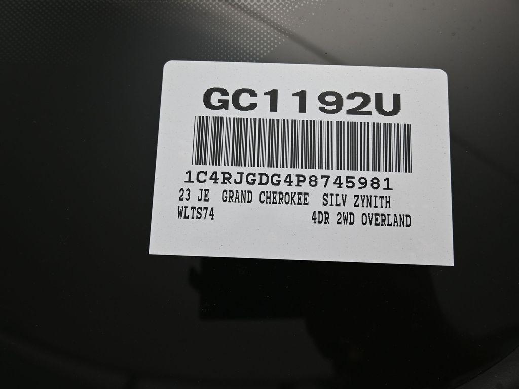 new 2023 Jeep Grand Cherokee car, priced at $48,995
