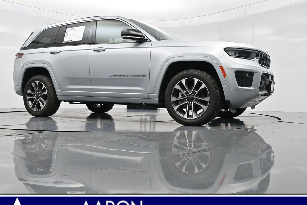 new 2023 Jeep Grand Cherokee car, priced at $48,995