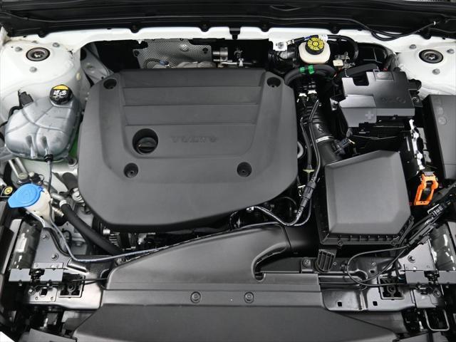 used 2023 Volvo XC40 car, priced at $32,095