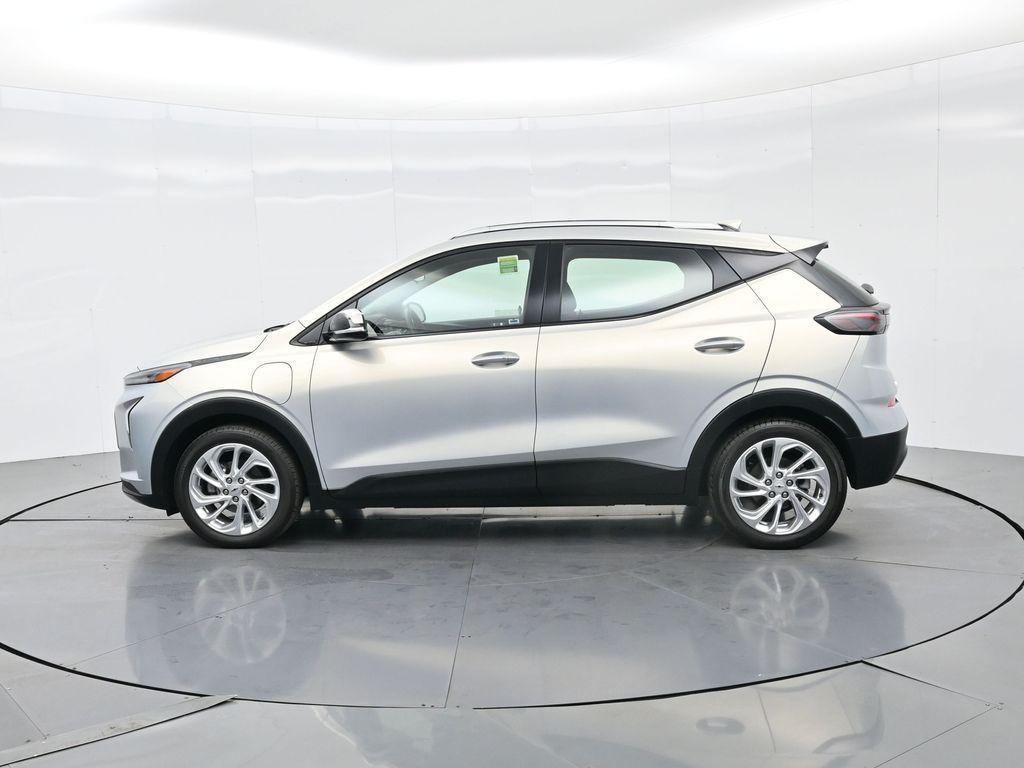 used 2022 Chevrolet Bolt EUV car, priced at $16,227