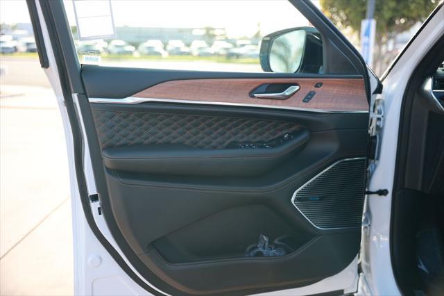 new 2025 Jeep Grand Cherokee 4xe car, priced at $78,990