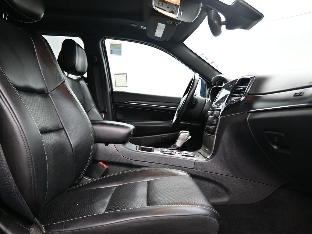 used 2021 Jeep Grand Cherokee car, priced at $24,275