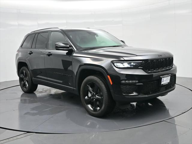 new 2025 Jeep Grand Cherokee car, priced at $48,235