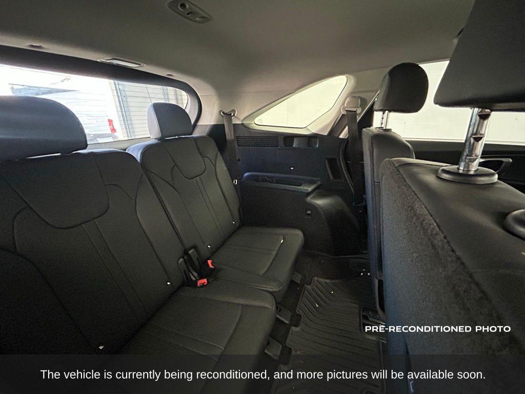 used 2023 Kia Sorento Hybrid car, priced at $34,477