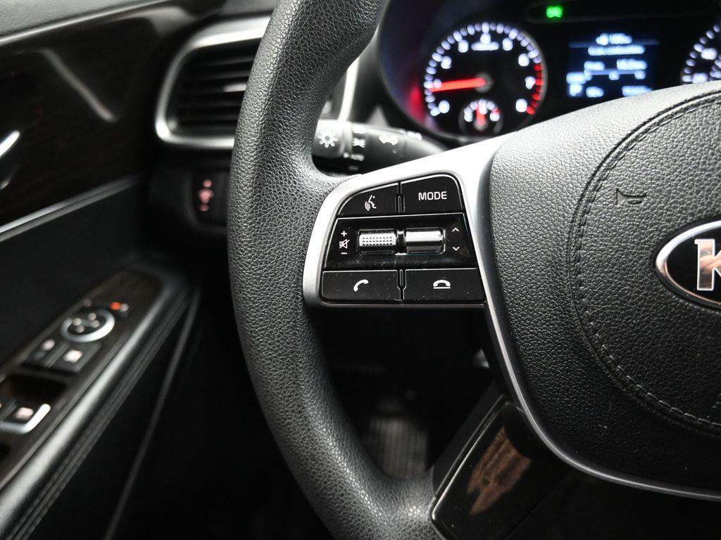 used 2020 Kia Sorento car, priced at $15,885