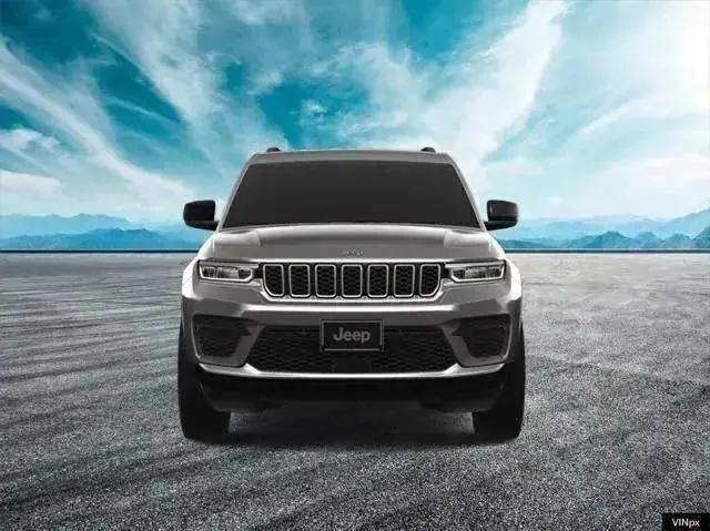 new 2024 Jeep Grand Cherokee car, priced at $37,215