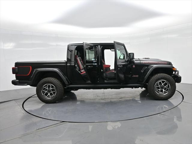 new 2024 Jeep Gladiator car, priced at $62,441