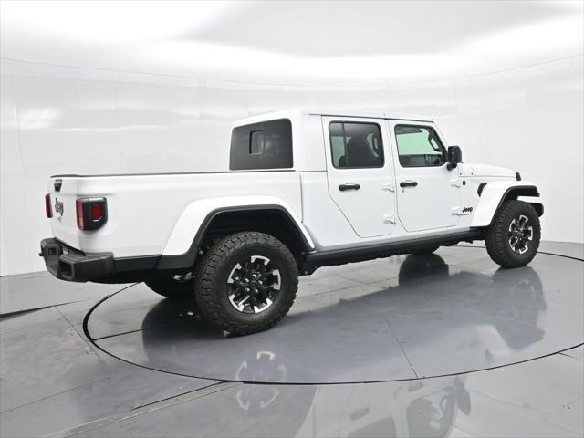 new 2025 Jeep Gladiator car, priced at $43,907