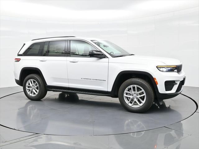 new 2025 Jeep Grand Cherokee car, priced at $35,205