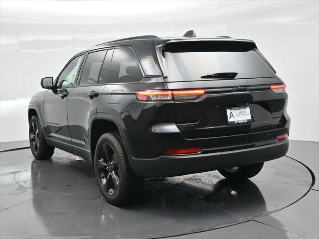 new 2025 Jeep Grand Cherokee car, priced at $45,540