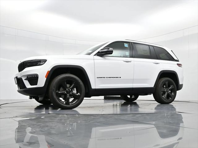 new 2025 Jeep Grand Cherokee car, priced at $46,925