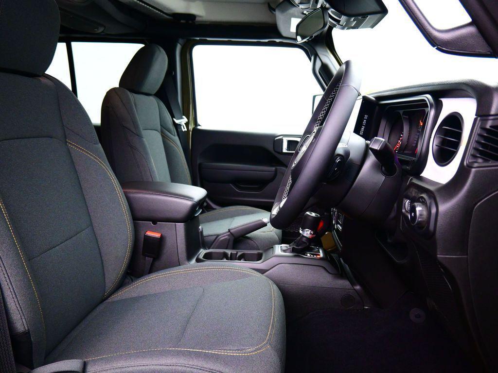 new 2025 Jeep Wrangler car, priced at $44,200