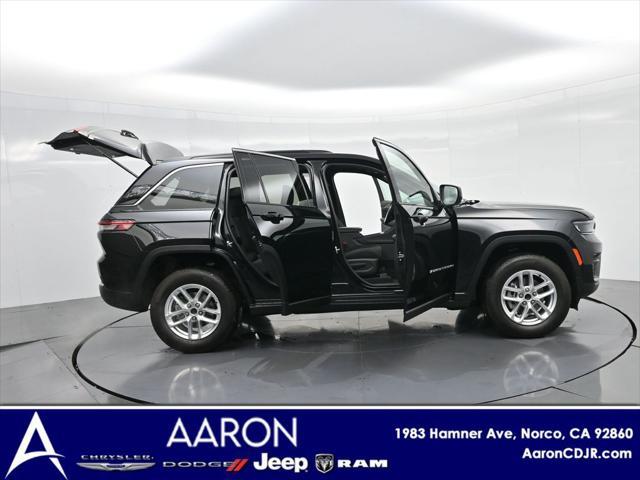 new 2025 Jeep Grand Cherokee car, priced at $35,920