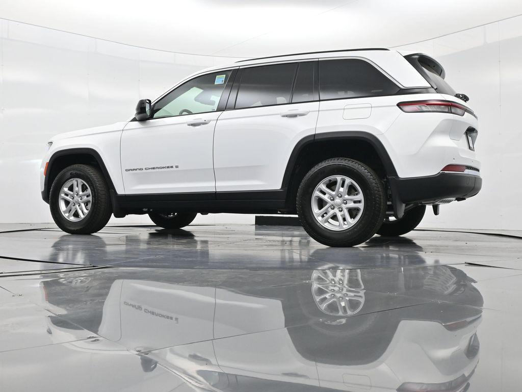 new 2025 Jeep Grand Cherokee car, priced at $32,210