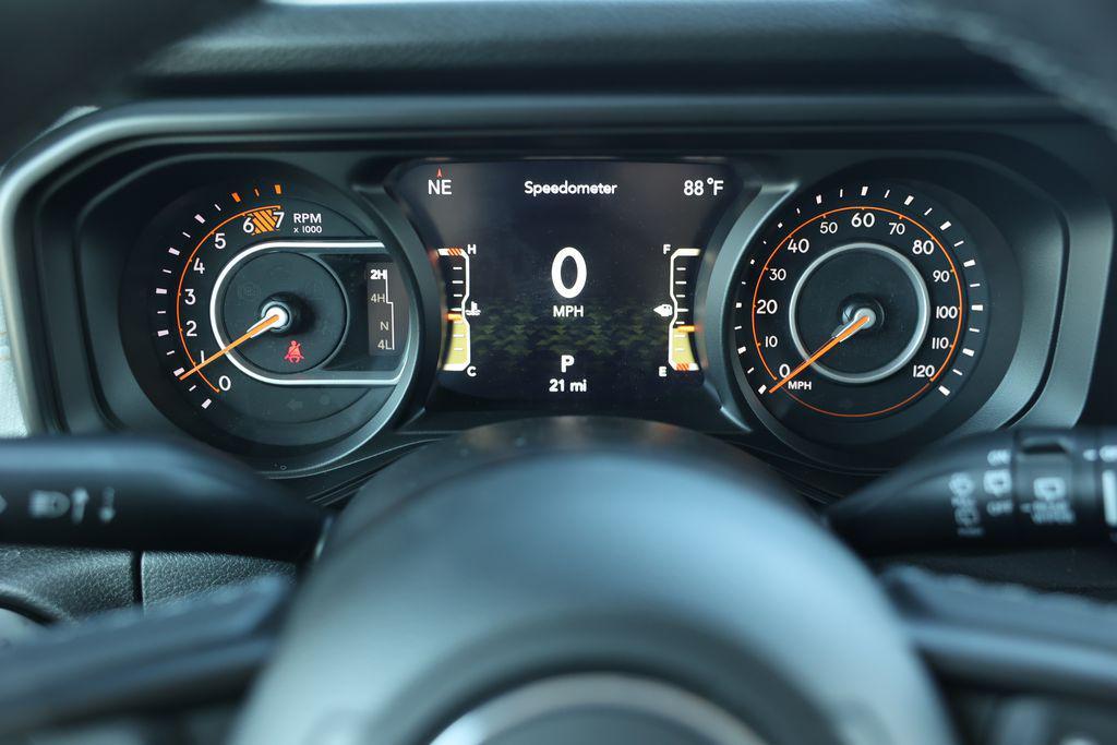 new 2025 Jeep Wrangler car, priced at $46,974