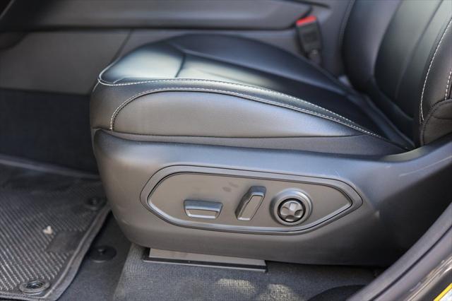 new 2024 Jeep Grand Cherokee car, priced at $43,995