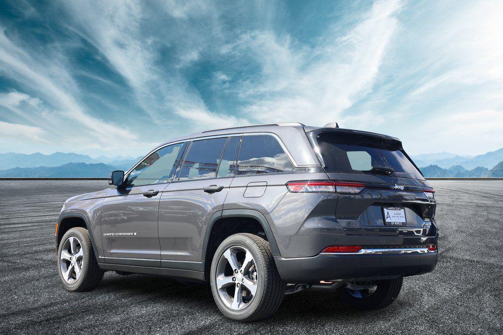 new 2024 Jeep Grand Cherokee car, priced at $42,484
