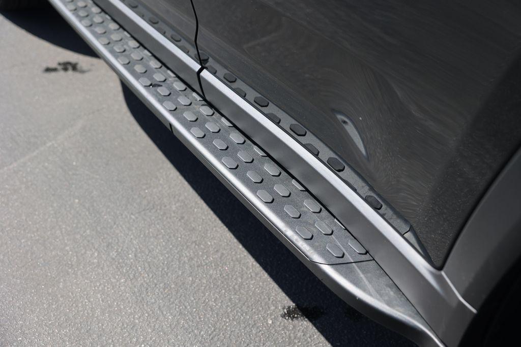 new 2025 Jeep Grand Cherokee car, priced at $29,050