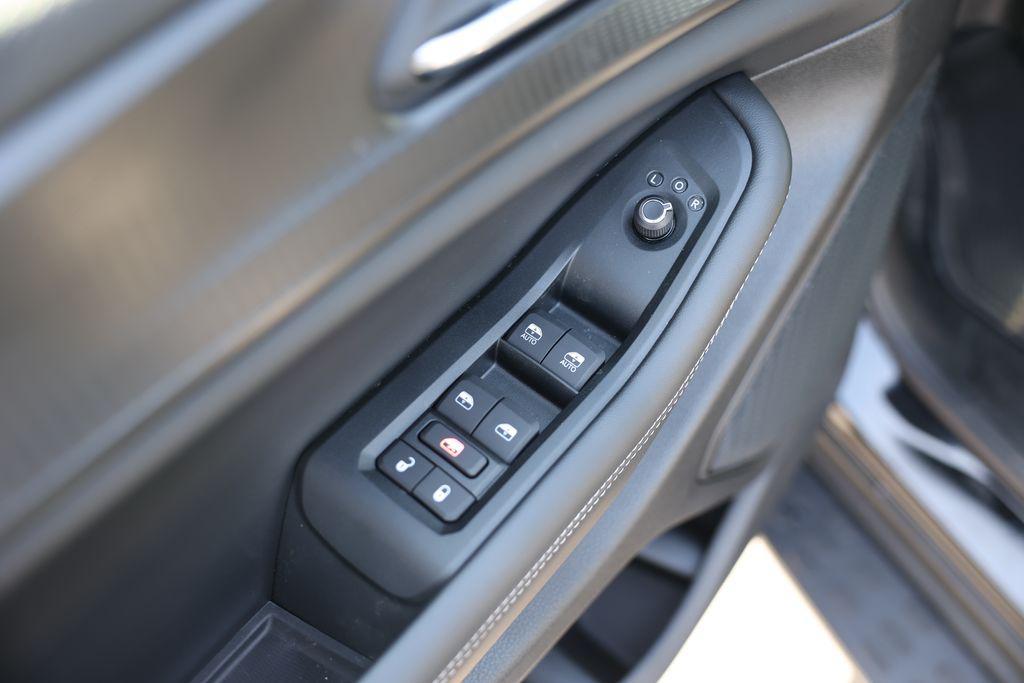 new 2025 Jeep Grand Cherokee car, priced at $29,050