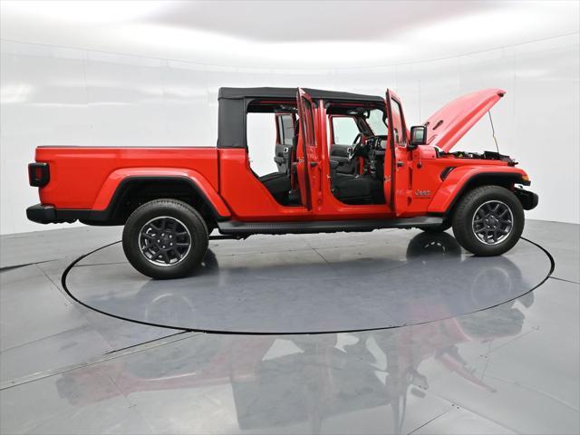 used 2023 Jeep Gladiator car, priced at $32,406