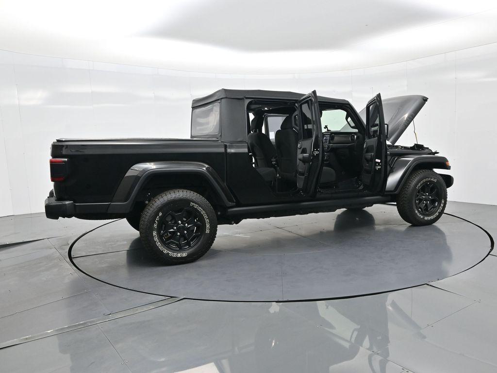 used 2021 Jeep Gladiator car, priced at $31,000