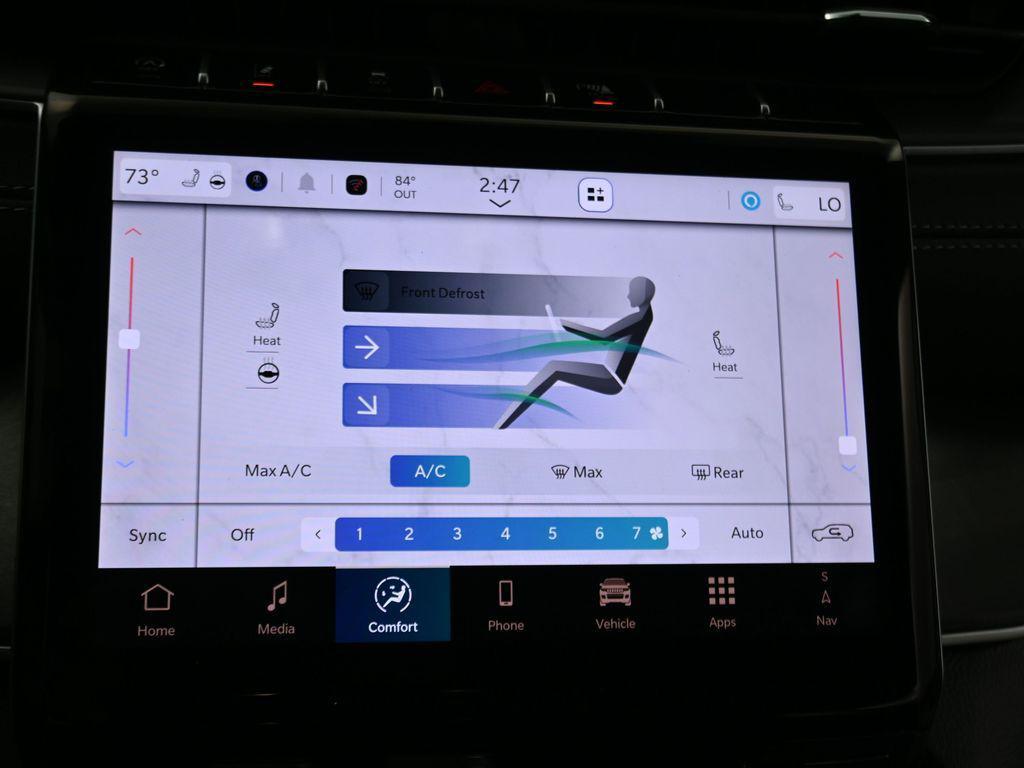 new 2025 Jeep Grand Cherokee car