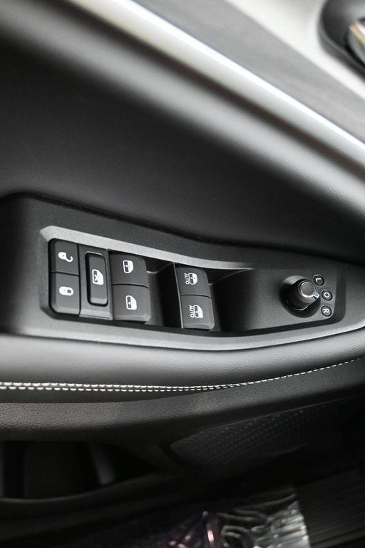 new 2025 Jeep Grand Cherokee car