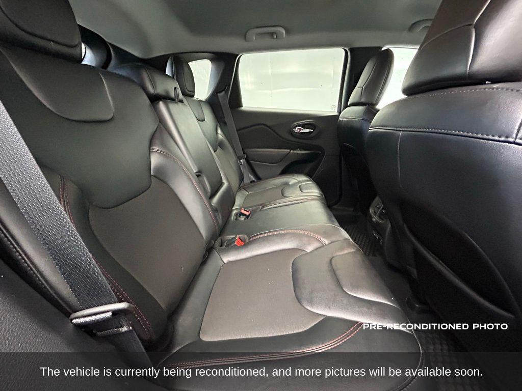 used 2023 Jeep Cherokee car, priced at $24,999