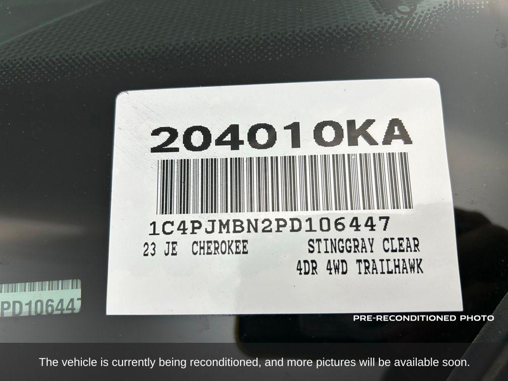 used 2023 Jeep Cherokee car, priced at $24,999