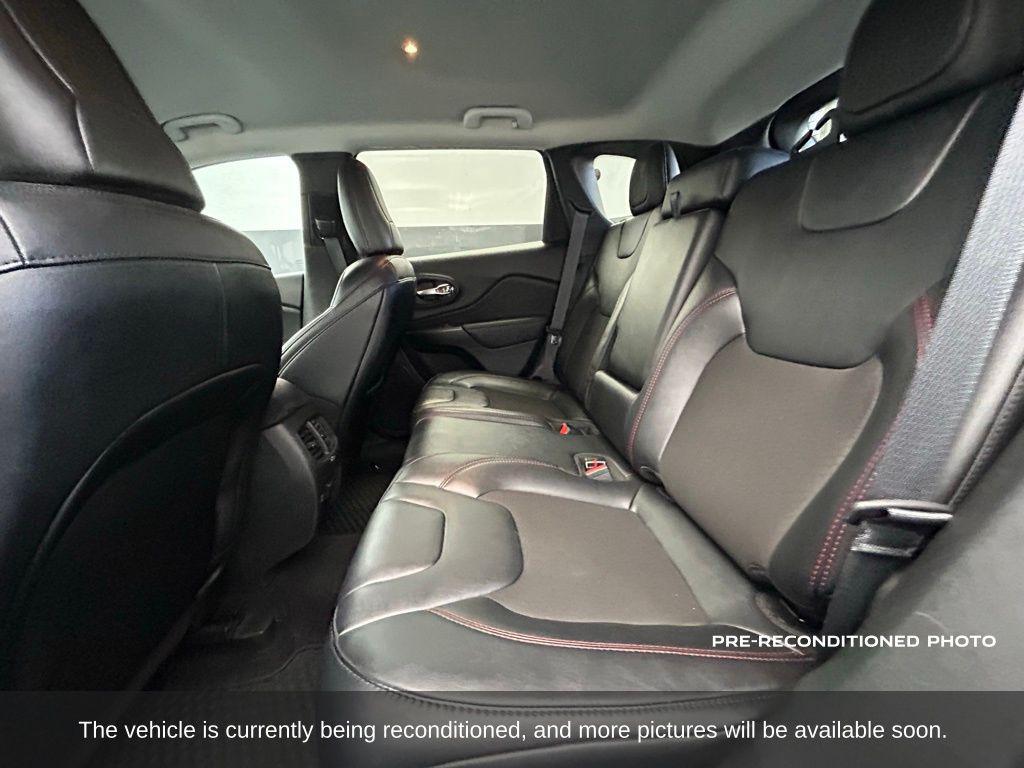 used 2023 Jeep Cherokee car, priced at $24,999