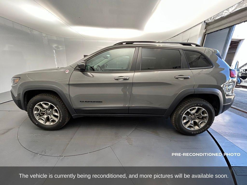 used 2023 Jeep Cherokee car, priced at $24,999