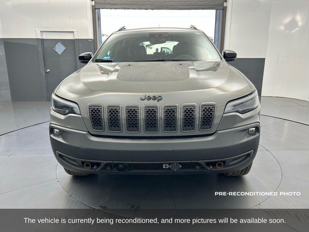 used 2023 Jeep Cherokee car, priced at $24,999