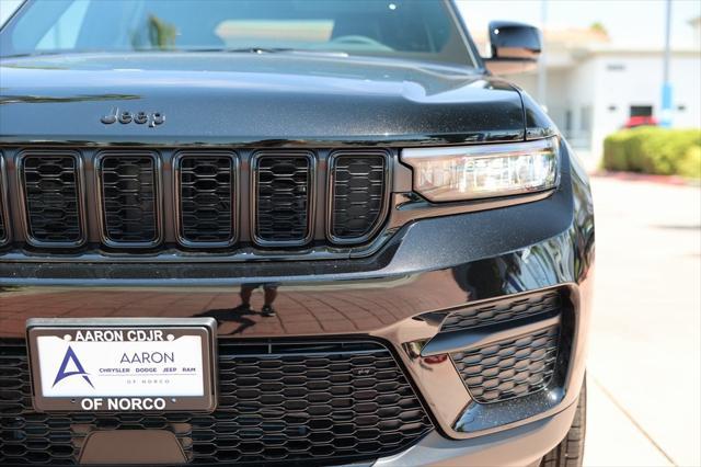 new 2024 Jeep Grand Cherokee car, priced at $40,405