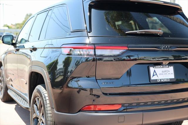 new 2024 Jeep Grand Cherokee car, priced at $40,405