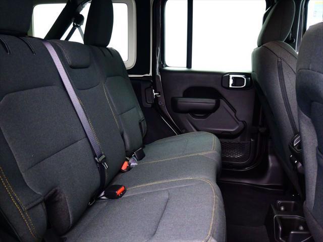 new 2025 Jeep Wrangler car, priced at $45,070