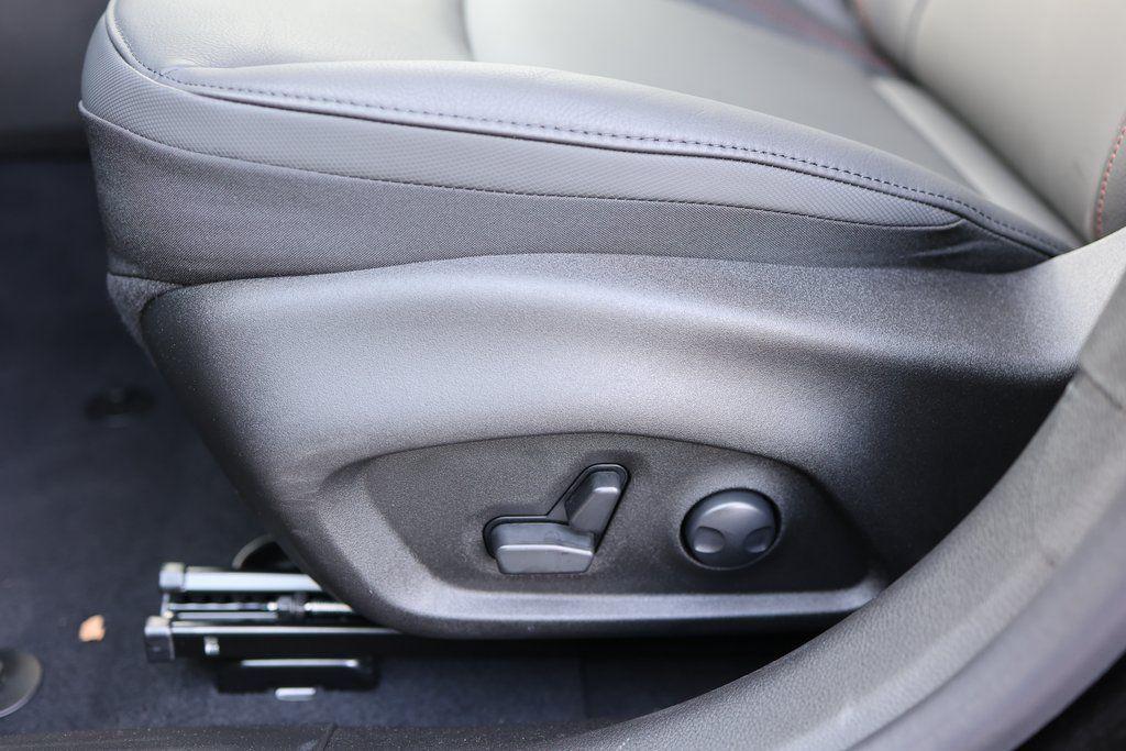 new 2023 Jeep Renegade car, priced at $33,540