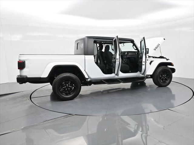 used 2021 Jeep Gladiator car, priced at $29,887