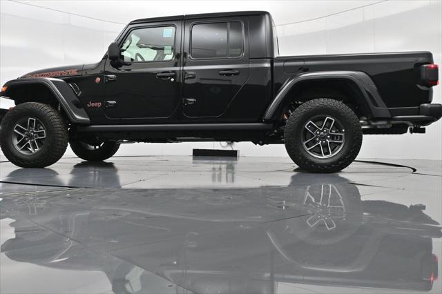 new 2025 Jeep Gladiator car, priced at $59,495