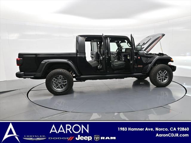 new 2025 Jeep Gladiator car, priced at $59,495